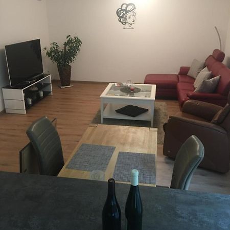 Peter'S Ferienwohnung Im Souterrain Neuried  Экстерьер фото